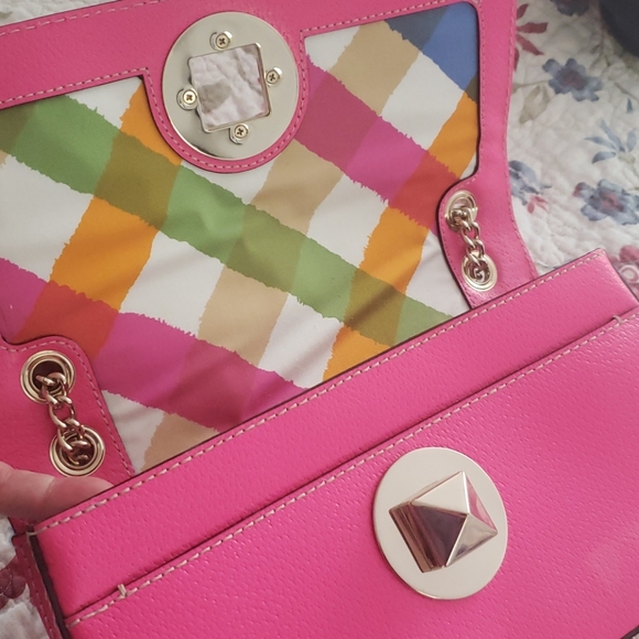 Classic chain strap box purse - Picture 2 of 3